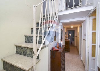 Scale - Appartamento Via Eleonora D'Angiò
 
2, Catania - foto 14