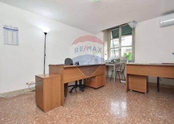 Ufficio - Appartamento Via Eleonora D'Angiò
 
2, Catania - foto 11