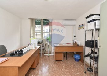 Ufficio - Appartamento Via Eleonora D'Angiò
 
2, Catania - foto 12