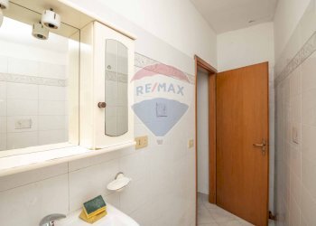 Bagno - Casa semi indipendente Via Santa Sofia
 
63, Caltagirone - foto 12