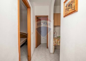 Hall / corridoio - Casa semi indipendente Via Santa Sofia
 
63, Caltagirone - foto 19