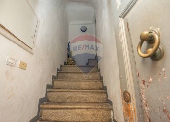 Scale - Casa semi indipendente Via Santa Sofia
 
63, Caltagirone - foto 20