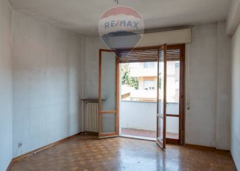 Stanza vuota - Appartamento viale papa giovanni ventitreesimo
 
6, Jesi - foto 4