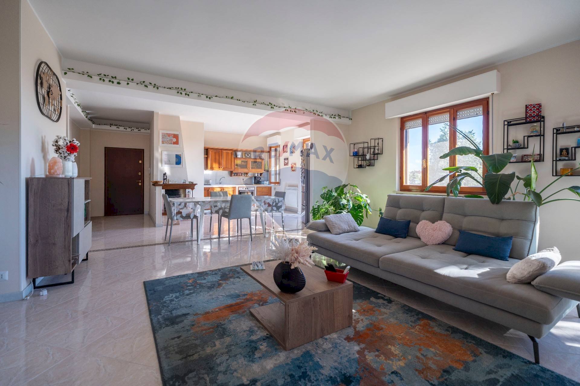 Sala da pranzo - Appartamento Via Gioacchino Rossini
 
115, Castelfidardo - foto 1