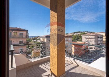 Balcone - Appartamento Via Gioacchino Rossini
 
115, Castelfidardo - foto 17