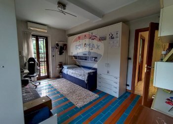 Camera / camera da letto - Quadrilocale Via Alpignano
 
123, Rivoli - foto 33