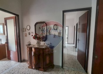 Hall / corridoio - Quadrilocale Via Riccardo Wagner
 
50, Acireale - foto 5