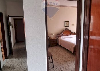 Hall / corridoio - Quadrilocale Via Riccardo Wagner
 
50, Acireale - foto 20