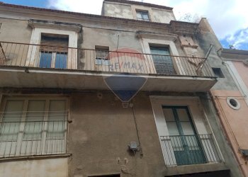 Edificio all\'aperto - Casa indipendente Via G.B. odierna
 
119, Ragusa - foto 33