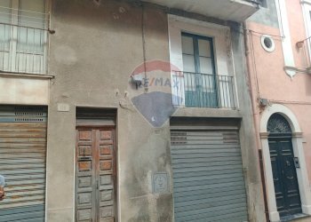 Edificio all\'aperto - Casa indipendente Via G.B. odierna
 
119, Ragusa - foto 34