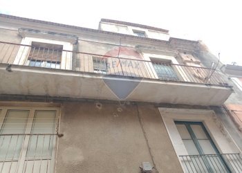 Edificio all\'aperto - Casa indipendente Via G.B. odierna
 
119, Ragusa - foto 40