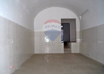 Stanza vuota - Commercial Premises Via Dei Drappieri
1, L'Aquila - photo 6