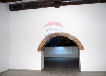 Stanza vuota - Commercial Premises Via Dei Drappieri
1, L'Aquila - photo 7