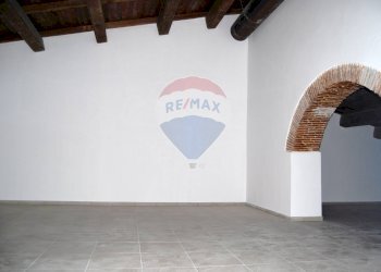 Stanza vuota - Commercial Premises Via Dei Drappieri
1, L'Aquila - photo 8