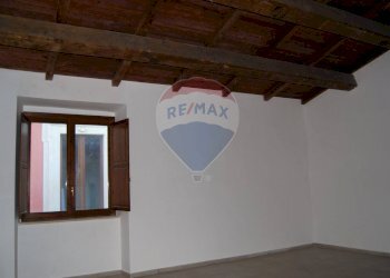 Stanza vuota - Commercial Premises Via Dei Drappieri
1, L'Aquila - photo 9