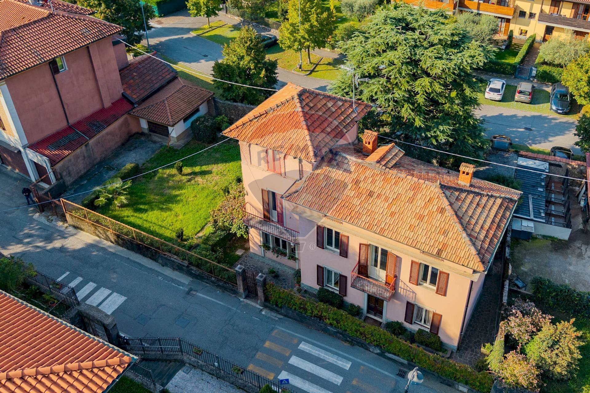 Casa all\'aperto - Villa VIA ROMA
 
9, Paladina - foto 2