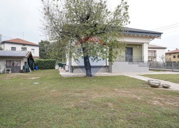 Esterno - Villa Via San Gaudenzio
 
12, Ponte San Pietro - foto 2
