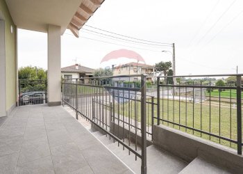 Esterno - Villa Via San Gaudenzio
 
12, Ponte San Pietro - foto 7