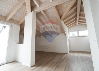 Interno - Villa Via San Gaudenzio
 
12, Ponte San Pietro - foto 32