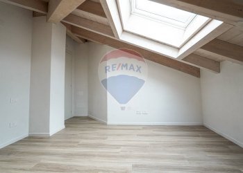 Interno - Villa Via San Gaudenzio
 
12, Ponte San Pietro - foto 38