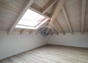 Interno - Villa Via San Gaudenzio
 
12, Ponte San Pietro - foto 42