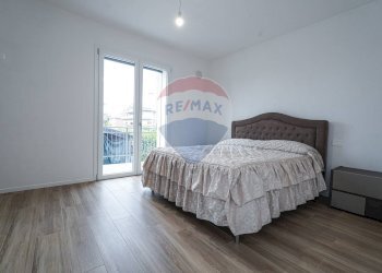 Camera / camera da letto - Villa Via San Gaudenzio
 
12, Ponte San Pietro - foto 57