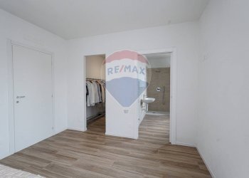 Stanza vuota - Villa Via San Gaudenzio
 
12, Ponte San Pietro - foto 60