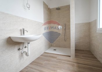 Bagno - Villa Via San Gaudenzio
 
12, Ponte San Pietro - foto 62