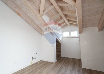 Stanza vuota - Villa Via San Gaudenzio
 
12, Ponte San Pietro - foto 65