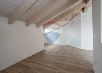 Stanza vuota - Villa Via San Gaudenzio
 
12, Ponte San Pietro - foto 69