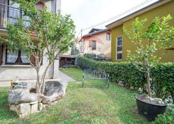 Giardino - Semi-detached house via bergamina
 
6, Ranica - photo 15