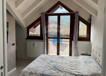 Camera / camera da letto - Casa semi indipendente via tonale della mendola 162, Endine Gaiano - foto 13