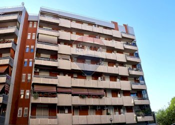 Edificio all\'aperto - Two-room apartment Via Eudo Giulioli
47, Roma - photo 3