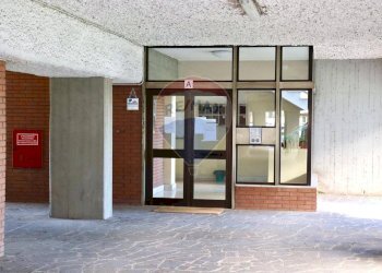 Ricezione / Lobby - Two-room apartment Via Eudo Giulioli
47, Roma - photo 23