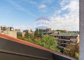 Balcone - Attic Via Triulziana
 
22, San Donato Milanese - photo 6