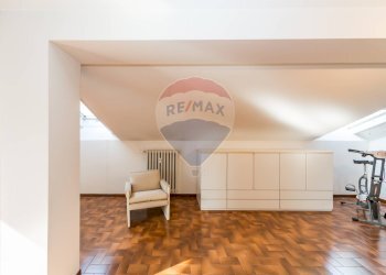 Palestra - Attic Via Triulziana
 
22, San Donato Milanese - photo 17