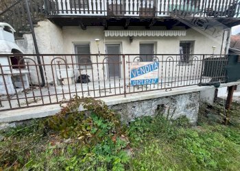 Semi-detached house Borgata Chiabriera , Pomaretto - photo 2