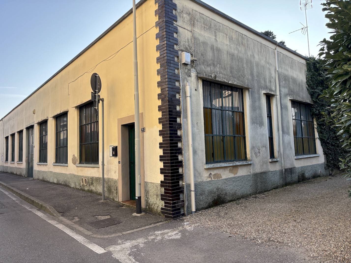 Foto 1 - Office via San Siro
 
40, Cornaredo - photo 1