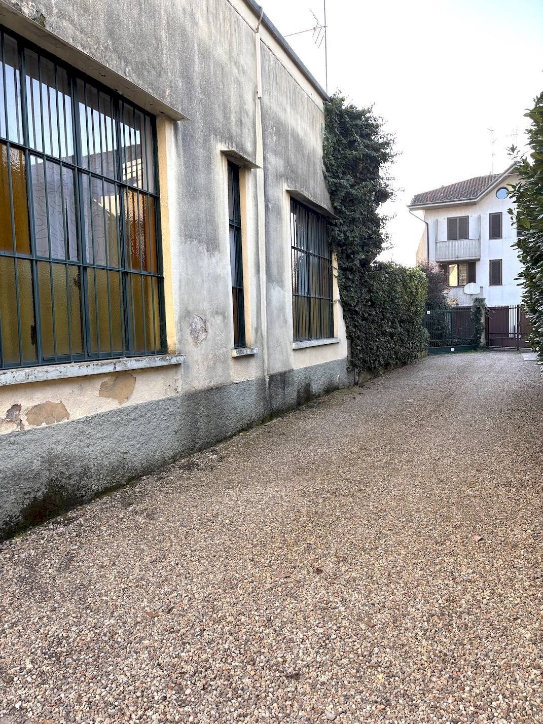 Foto 2 - Office via San Siro
 
40, Cornaredo - photo 2