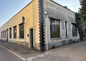 Foto 1 - Office via San Siro
 
40, Cornaredo - photo 1