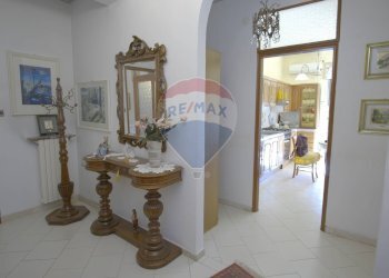 Hall / corridoio - Appartamento Via Dalmazia
 
143, Leonforte - foto 5