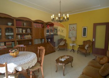 Sala da pranzo - Appartamento Via Dalmazia
 
143, Leonforte - foto 8