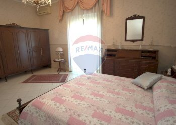 Camera / camera da letto - Appartamento Via Dalmazia
 
143, Leonforte - foto 21