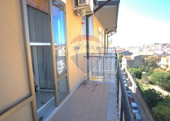 Balcone - Appartamento Via Dalmazia
 
143, Leonforte - foto 24
