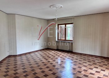 Foto 2 - Quadrilocale Via Manzoni
 
12, Cavour - foto 2