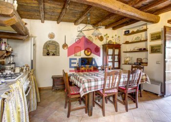 Soggiorno - Casa indipendente Via Vittorio Emanuele III
 
1, Soriano nel Cimino - foto 4