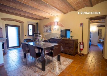 Sala da pranzo - Casa indipendente VIA DELLA TORRE
 
23, Roccastrada - foto 9