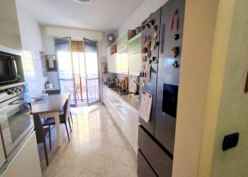 Cucina - Quadrilocale via Palmiro Togliatti, 31, Rho - foto 10