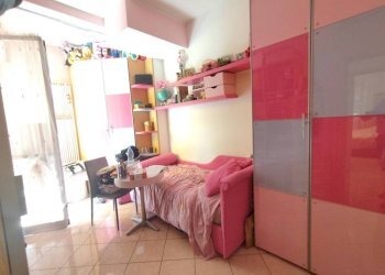 Camera da letto - Quadrilocale via Palmiro Togliatti, 31, Rho - foto 26