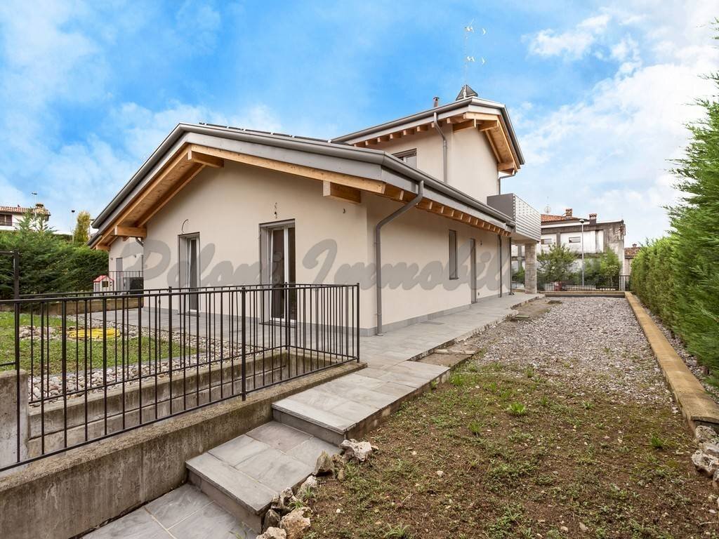 Giardino - Villa via Walter Bonatti, Cenate Sotto - photo 2